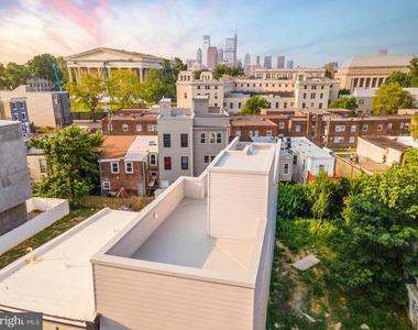 2120 W Master Street - Photo Thumbnail 33