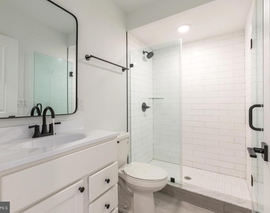 2120 W Master Street - Photo Thumbnail 20