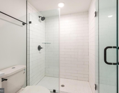 2120 W Master Street - Photo Thumbnail 22