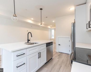 2120 W Master Street - Photo Thumbnail 8