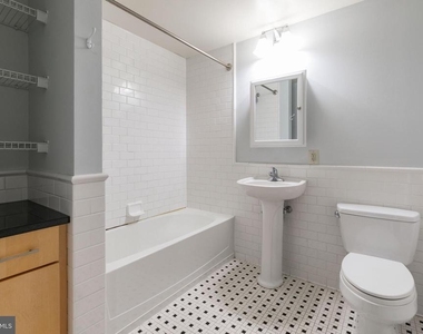 412 S 13th Street - Photo Thumbnail 6