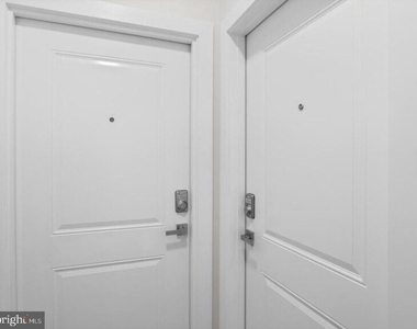 638 N Shedwick Street - Photo Thumbnail 2