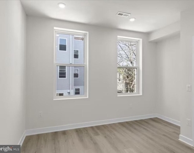 638 N Shedwick Street - Photo Thumbnail 10