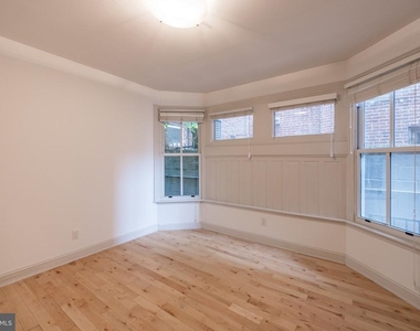 1310 Spruce Street - Photo Thumbnail 7