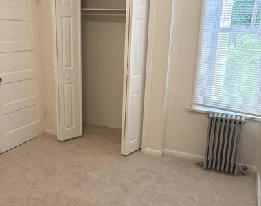 4045 Dexter Street - Photo Thumbnail 12