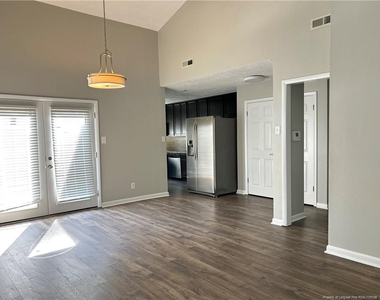 5914 Rustlewood Drive - Photo Thumbnail 4