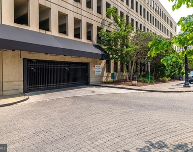 2001 Hamilton Street - Photo Thumbnail 42