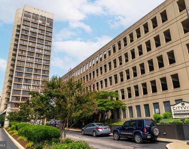 2001 Hamilton Street - Photo Thumbnail 27