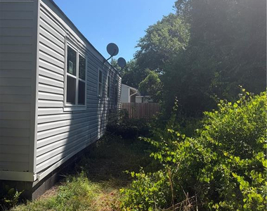 119 Johnson Street - Photo Thumbnail 1