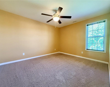 138 Ladden Lane - Photo Thumbnail 10