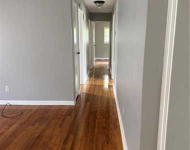 3204 E Brinkley Drive - Photo Thumbnail 2