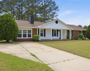 1104 Nan Street - Photo Thumbnail 1