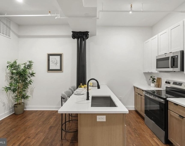 240 Hermitage Street - Photo Thumbnail 8