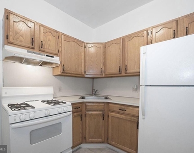 418 Harlan Street - Photo Thumbnail 8