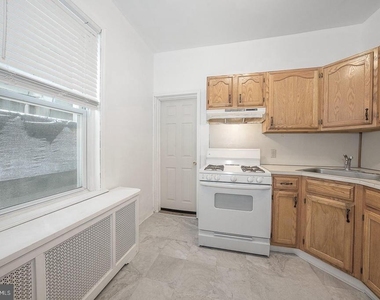 418 Harlan Street - Photo Thumbnail 7