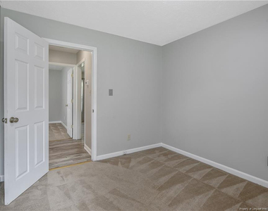 3970 Loufield Drive - Photo Thumbnail 32