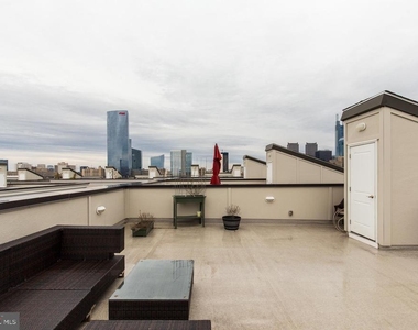 207 Brinley Court - Photo Thumbnail 19