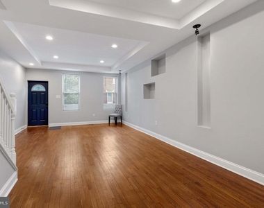 1525 S 19th Street - Photo Thumbnail 6