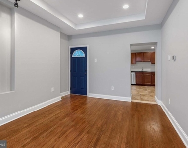 1525 S 19th Street - Photo Thumbnail 5