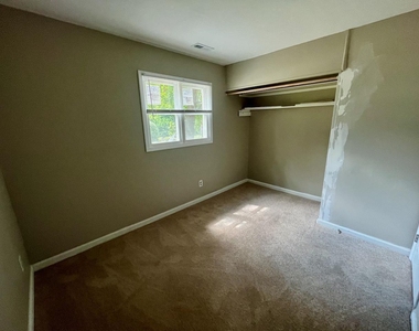 1100 Savannah Drive - Photo Thumbnail 6