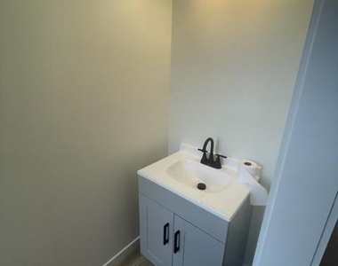 3350 Belgrade Street - Photo Thumbnail 4