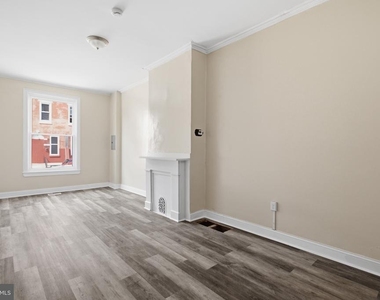 632 W Cumberland Street - Photo Thumbnail 3