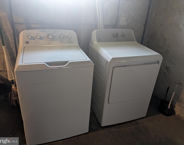 963 E Godfrey Avenue - Photo Thumbnail 11