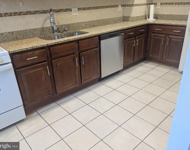 963 E Godfrey Avenue - Photo Thumbnail 2