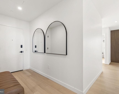 210 S 12th Street - Photo Thumbnail 39