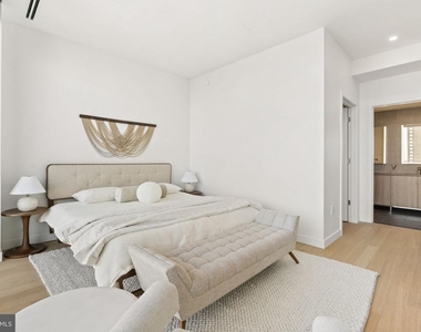 210 S 12th Street - Photo Thumbnail 26