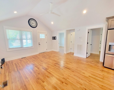805 Coleman Street - Photo Thumbnail 3