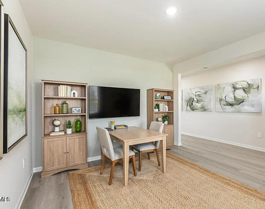 407 White Birch Lane - Photo Thumbnail 4