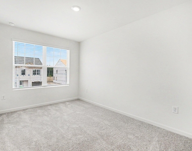 131 S Meyers Court - Photo Thumbnail 14
