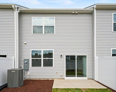 131 S Meyers Court - Photo Thumbnail 23