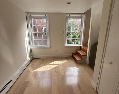 408 S Alder Street - Photo Thumbnail 8