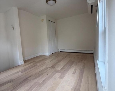 408 S Alder Street - Photo Thumbnail 16