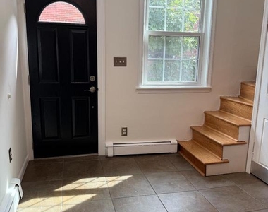 408 S Alder Street - Photo Thumbnail 6