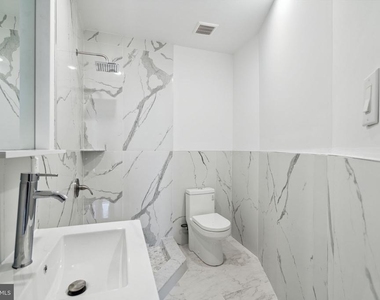 5164 Ridge Avenue - Photo Thumbnail 9
