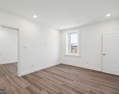 5164 Ridge Avenue - Photo Thumbnail 2