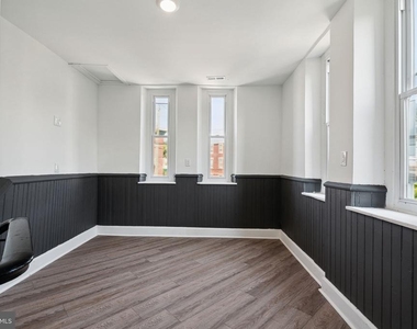 5164 Ridge Avenue - Photo Thumbnail 17