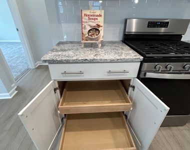 781 Denburn Place - Photo Thumbnail 8