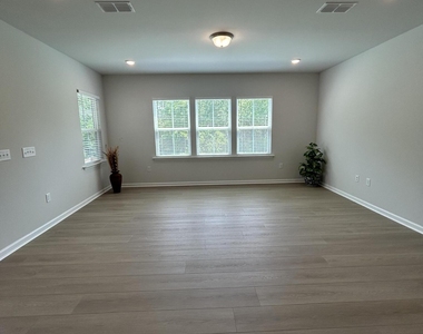 781 Denburn Place - Photo Thumbnail 3