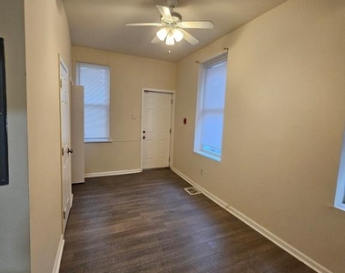 2253 N 16th Street - Photo Thumbnail 5