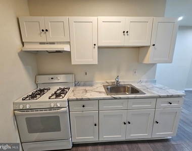 2253 N 16th Street - Photo Thumbnail 2