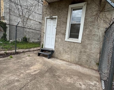 2253 N 16th Street - Photo Thumbnail 8