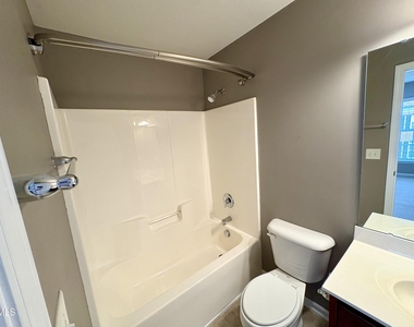 2705 Laurel Cherry Street - Photo Thumbnail 5