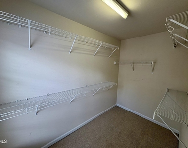 2705 Laurel Cherry Street - Photo Thumbnail 6
