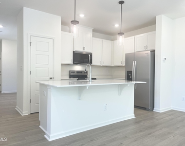 1128 Goldenshrub Street - Photo Thumbnail 3