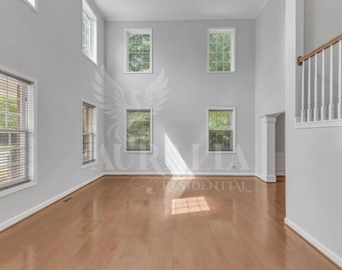 9301 Perini Court - Photo Thumbnail 18