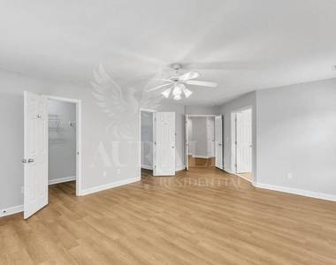 9301 Perini Court - Photo Thumbnail 23
